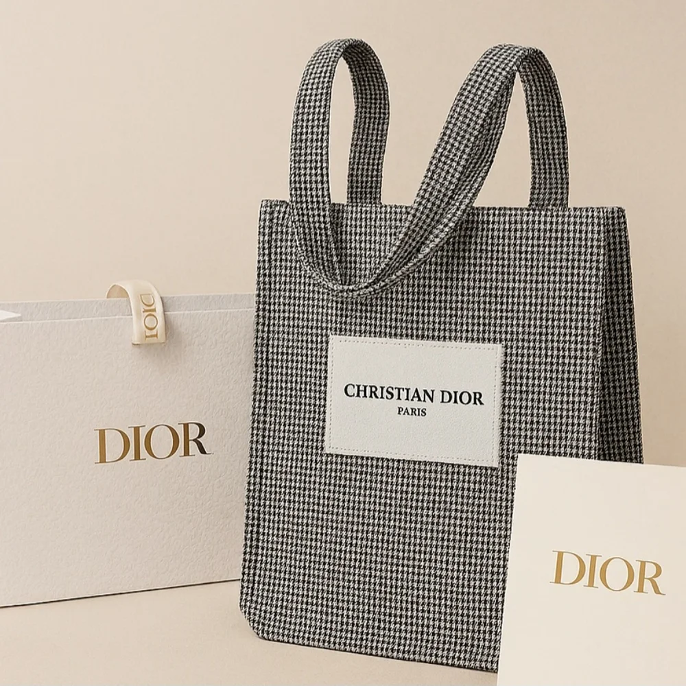 Dior Tote & gift bag With card